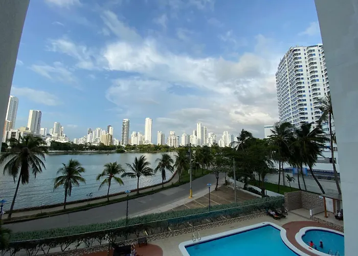 Apartamento En Laguito Ed. Cristoforo 303 Icdi